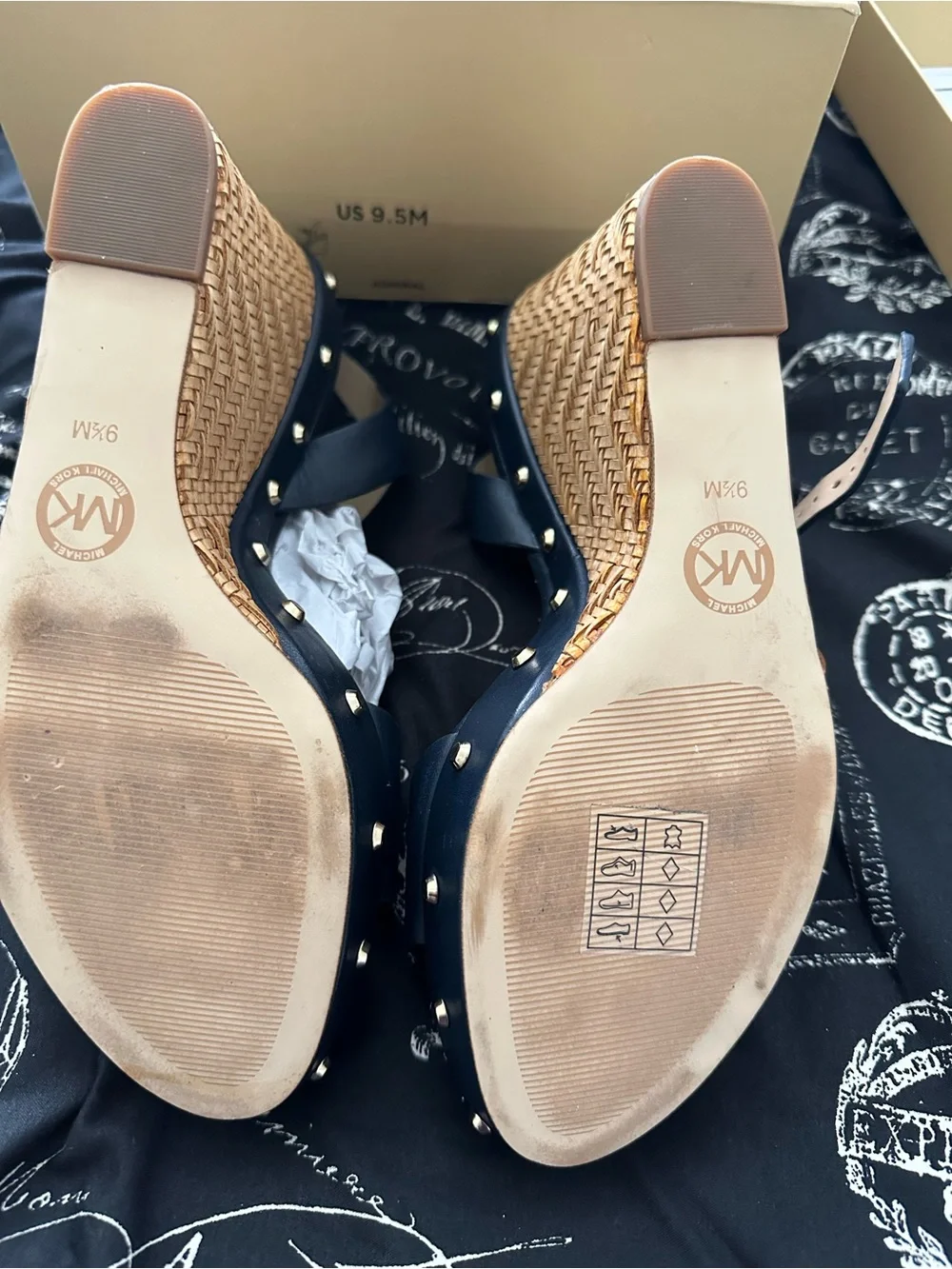 Michael Kors Ellen Wedge Leather Sandals – Admiral Blue/Black Size 9.5M US